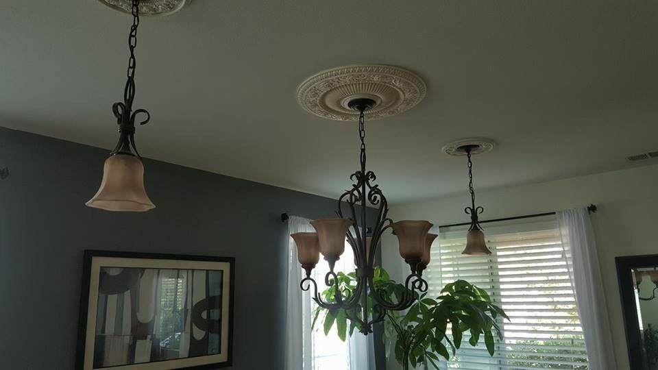 Set of chandelier and two pendants