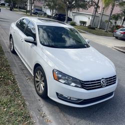 2013 Volkswagen Passat SEL 