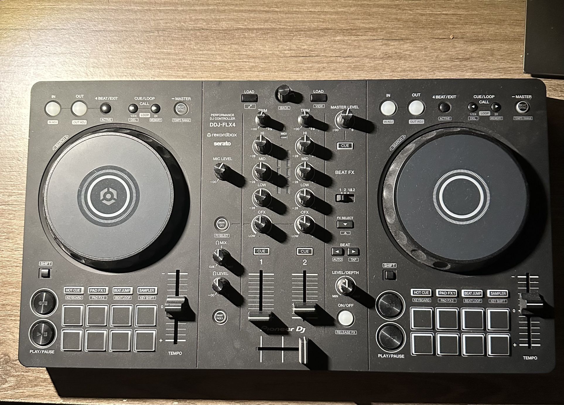 DDJ FLX4