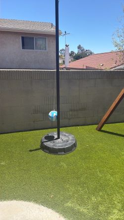 Lifetime tether ball setup