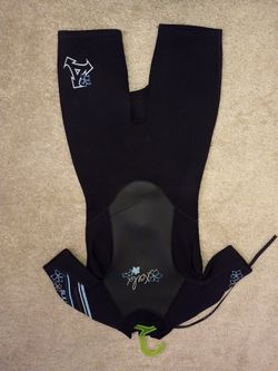 Xcel spring wet suit (like new)