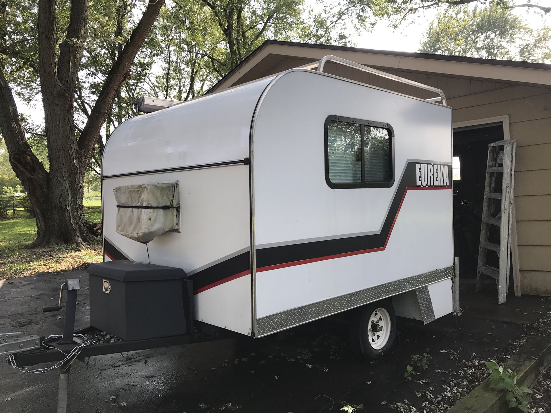Small camper for Sale in Orland Hills, IL OfferUp