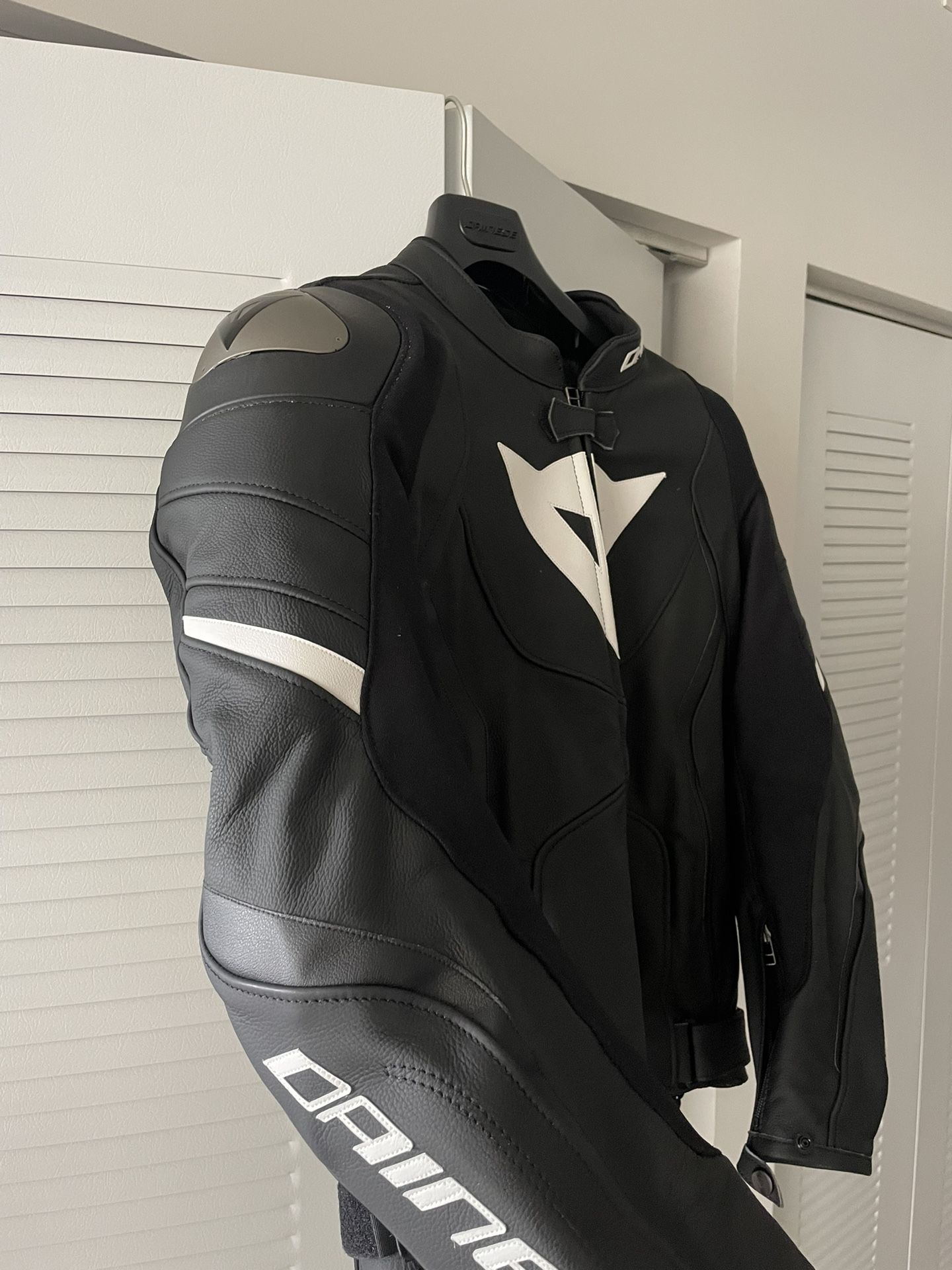 Motorcycle Jacket (small)