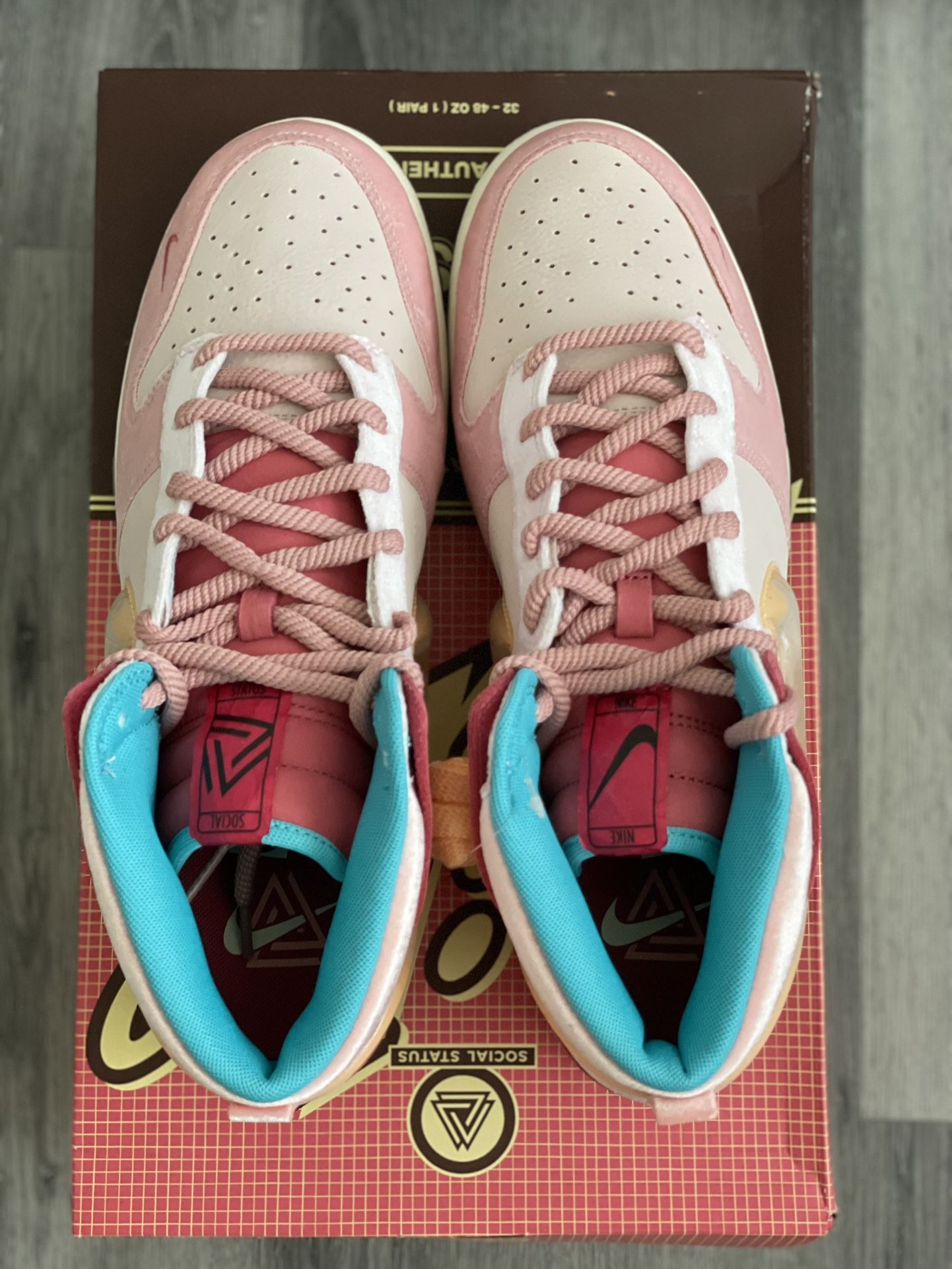 Nike Social Status Dunk Mid Free Lunch Strawberry Milk Size 11