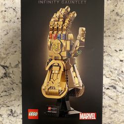 Lego Infinity Gauntlet 