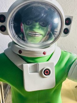 Gorillas   Astronauts mordoc
