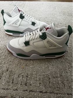 Nike Sb x Jordan 4 Retro Pine Green