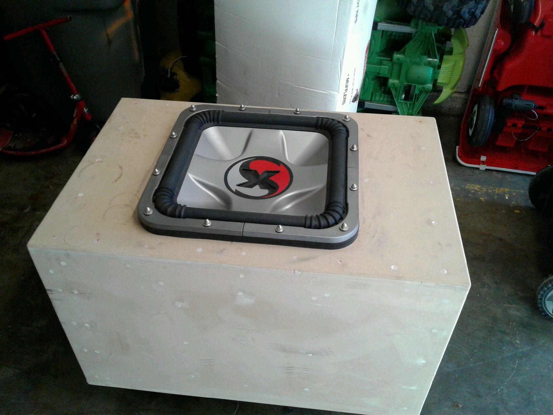 *18* inch solo Baric x kicker