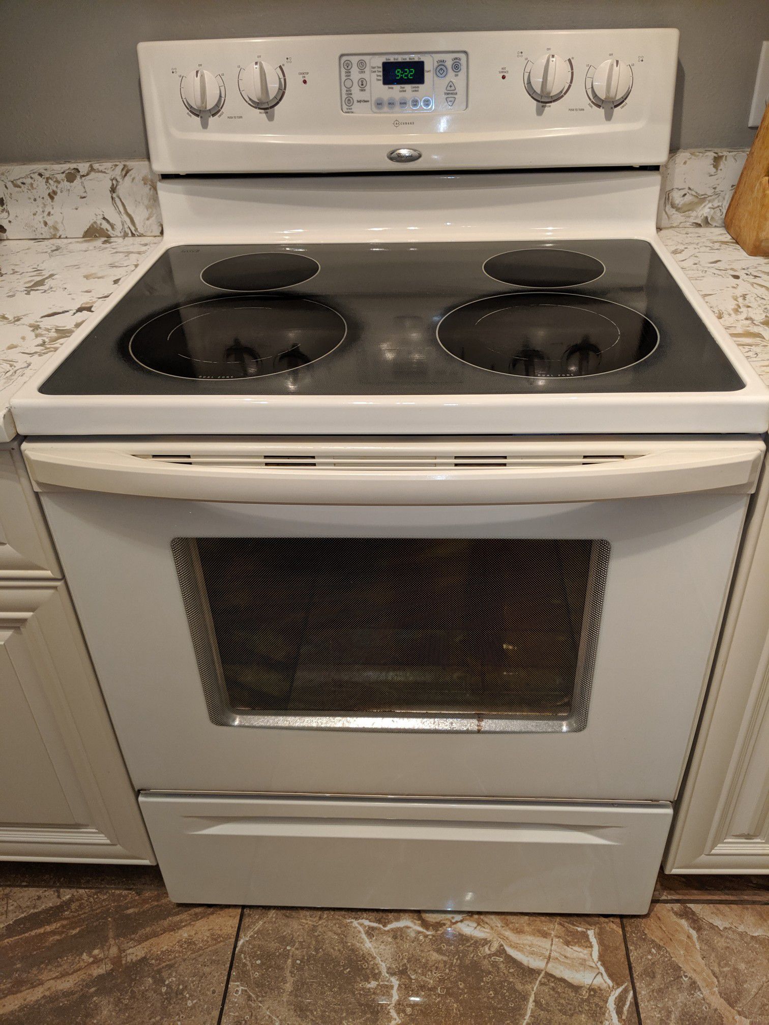 Bisque color Whirlpool Stove. Timer, oven light, ..