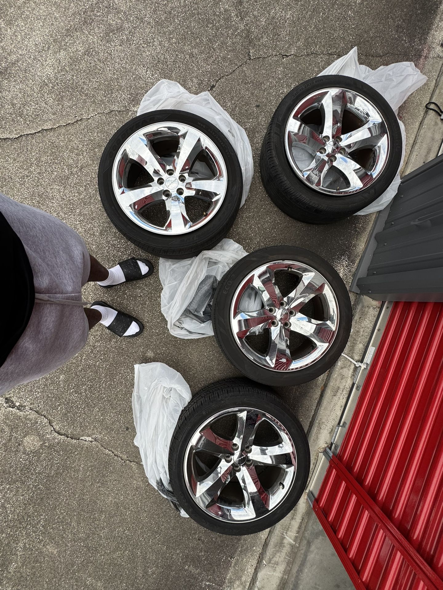 20" stock dodge rims off a 2012 dodge charger