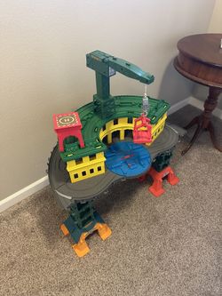 Thomas & Friends Super Station Fisher Price Mattel