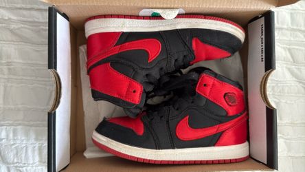 Satin Bred Size 10C