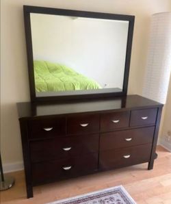 Dresser with mirror