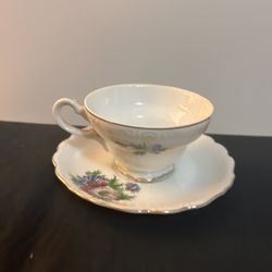 Vintage tea cup and saucer