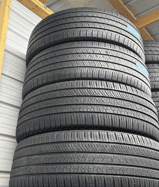 285 45 22 SET OF 4 USED PIRELLI SCORPION A/S PLUS 3 - 80% TREAD LIFE