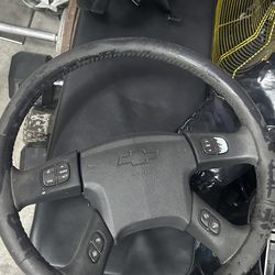 03-07 Chevy Silverado steering wheel