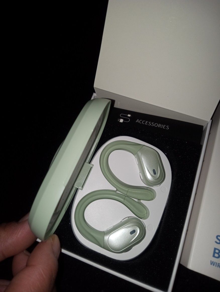 Wireless Bluetooth Headphones