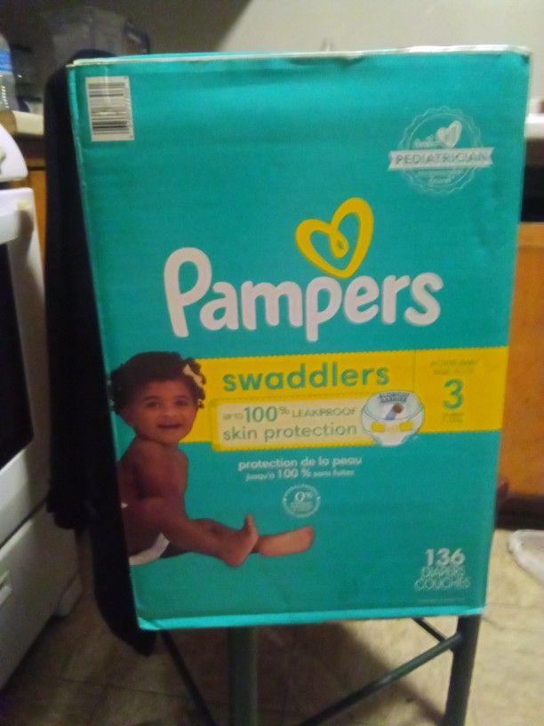Pampers Swaddlers Size 3