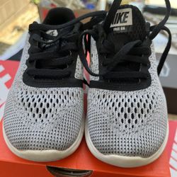 Nike Free Run 11C