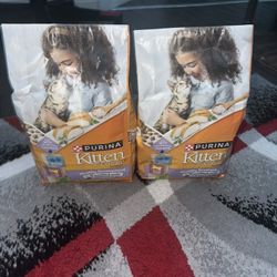 Cat Purina Food Chicken Flavor 3.15 LB 2 for $9 I have 4 total 