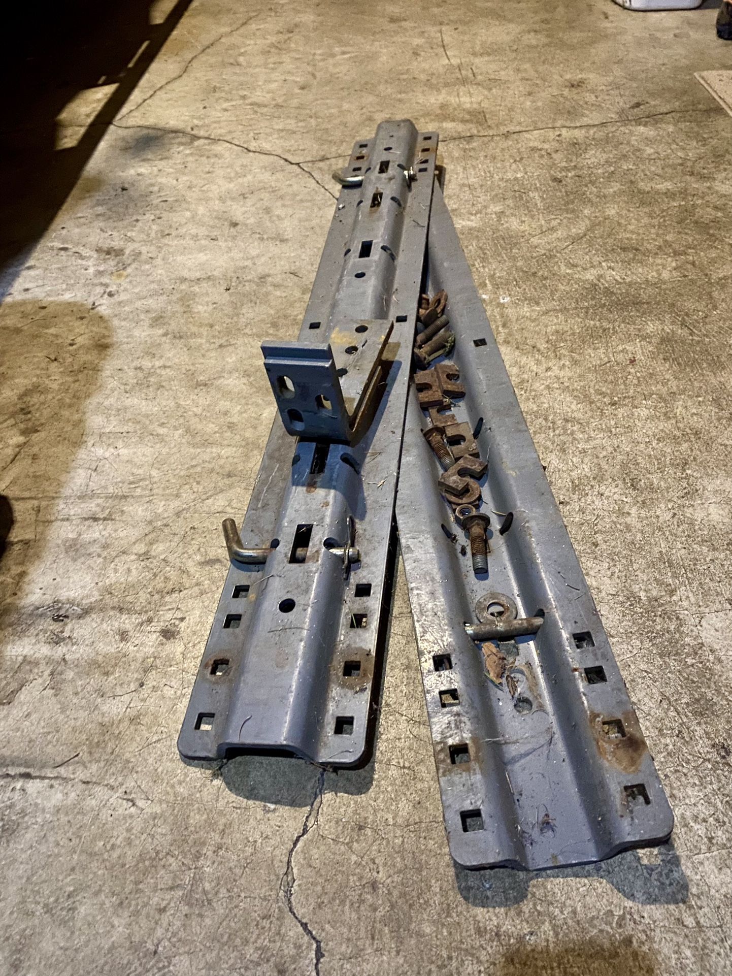 Fifth Wheel Mounting Rails