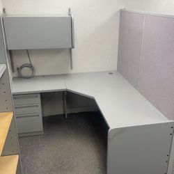 Office Desk/cubical 