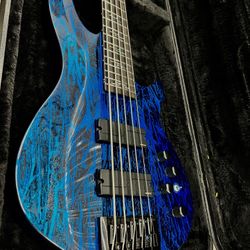 C-5 Silver Mountain 5 String Limited-Edition Bass