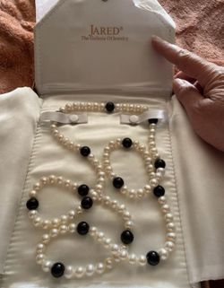 Pearl necklace