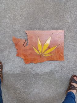 Wood Washington Bud Art Glow In Dark