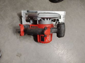 Milwaukee Cordless Circular Saw Tool Only