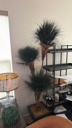 Potted artificial tree