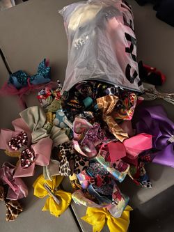 Girl bows mixed
