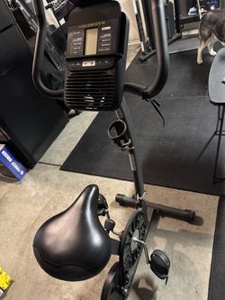 Golds Gym Indoor Bike