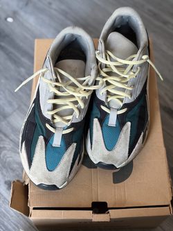 Yeezy 700