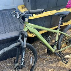 Breezer Squall Mountain Bike