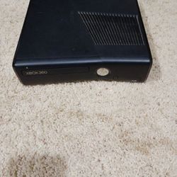 Xbox 360 S Gaming Console