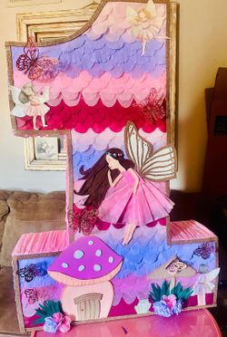 Custom piñatas
