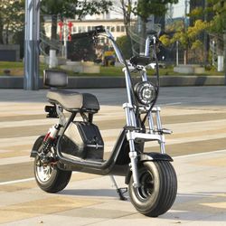 🇺🇸 2000W ELECTRIC CITYCOCO SCOOTER  ⚡ 2000W Motor 🔋 Removable 48V 20Ah Battery 🚀 28–30 MPH Top Speed 🛣️ 20–30 Miles Range 💪 330 LBS Capacity 🛞 