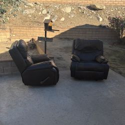 2 Leather Recliners
