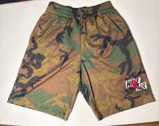 Jordan Brand Boys Camo Mesh Basketball Shorts Size Small (8-10 Yrs) Woodland