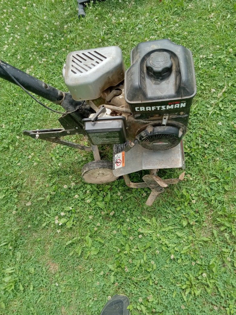 Garden toiller