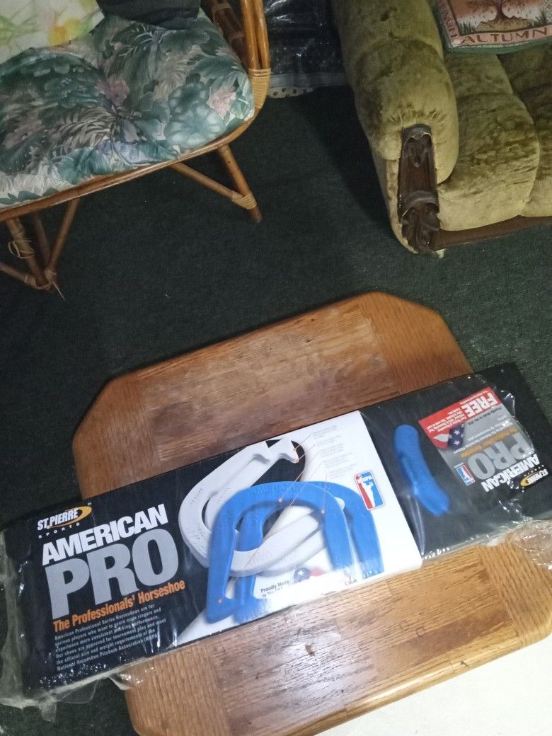 Horseshoe Kit Brand New Says The Professional Horseshoe Kit