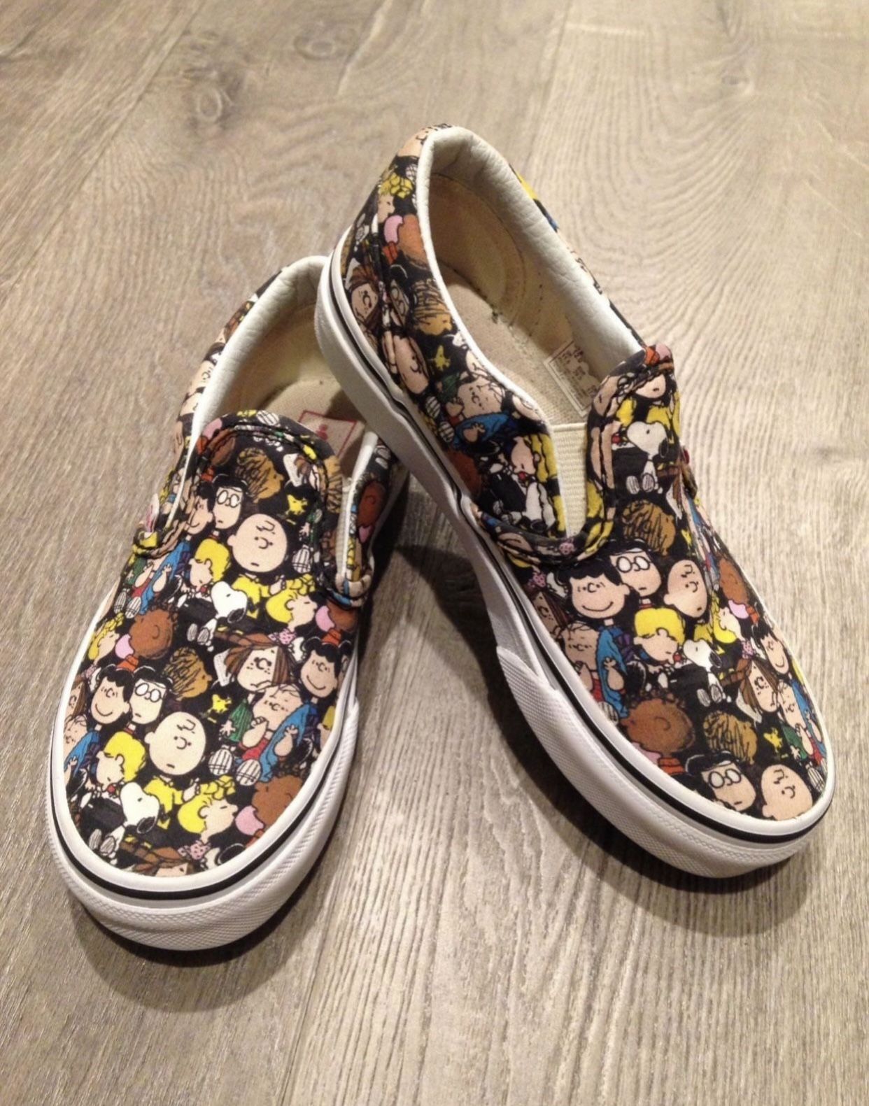 VANS X Peanuts Snoopy & Friends Slip-On Shoes