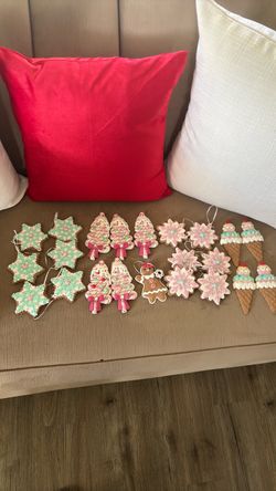 Decorated Christmas Cookie Ornaments Set