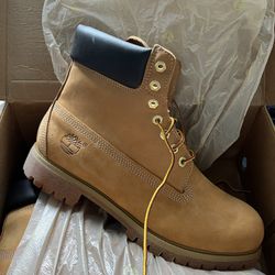 Men’s Timberland Boots 11.5 New