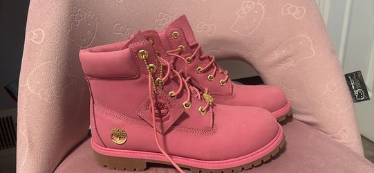 Hot pink timberlands