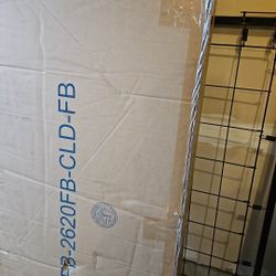 Hanleys Crib that extends to toddler bed 