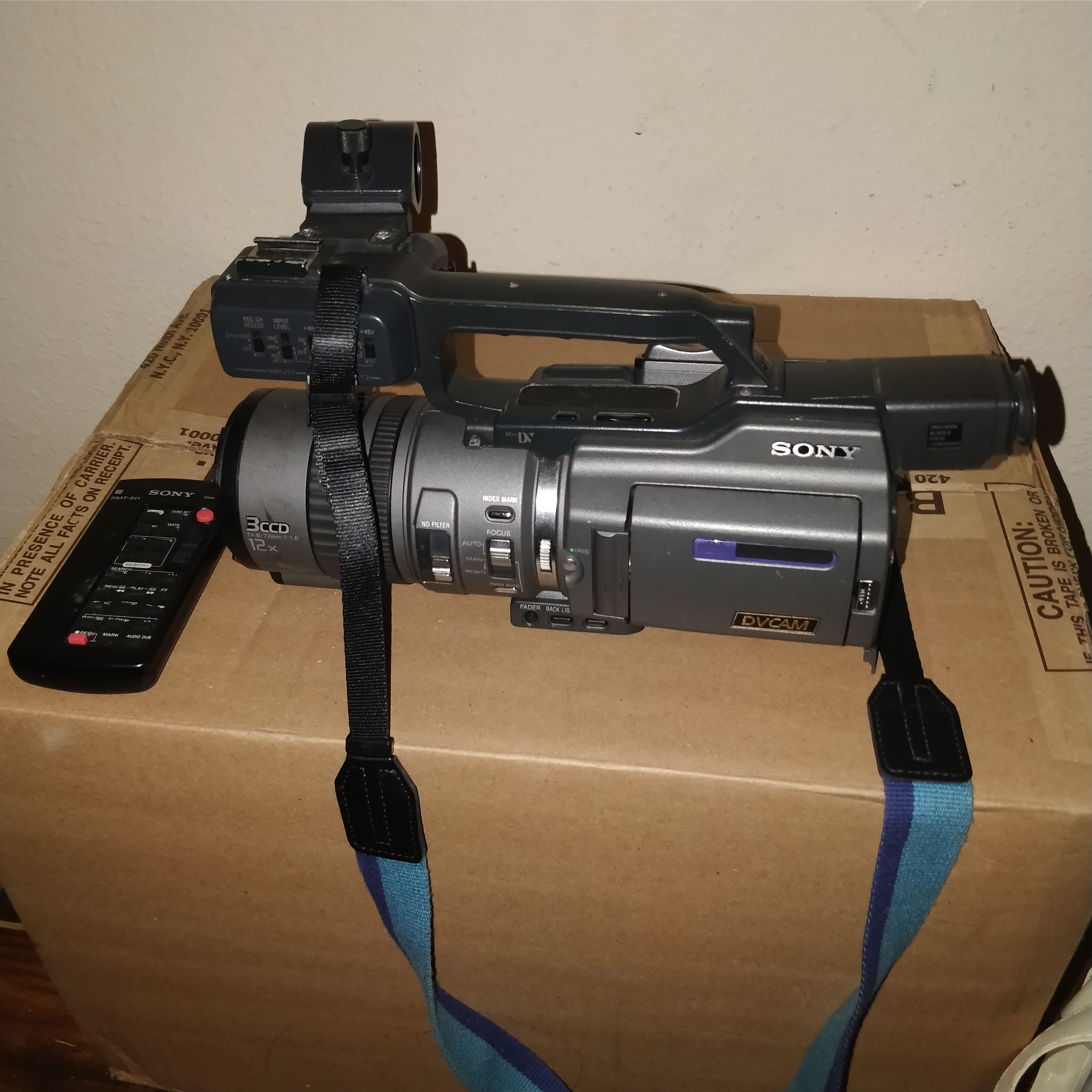 Sony CCD Mini-DV Cam