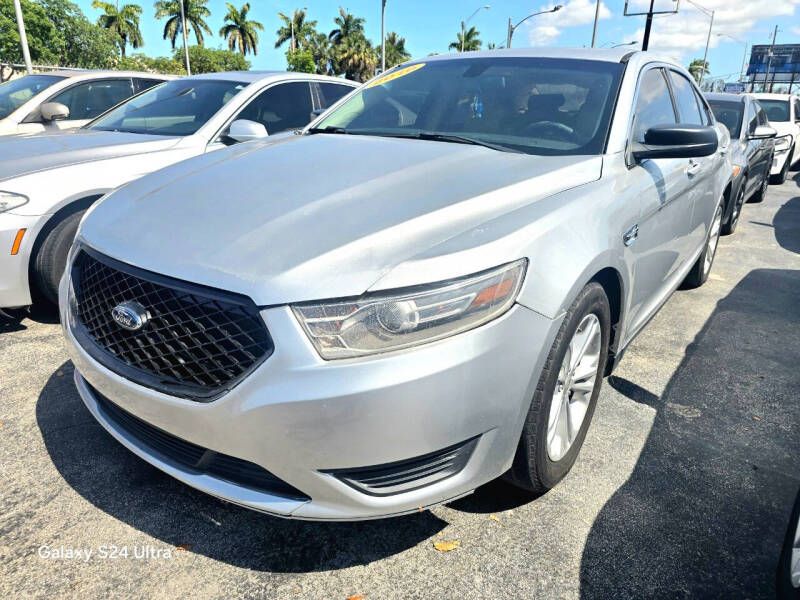 2016 Ford Taurus