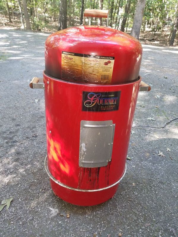 Brinkmann Gourmet electric smoker for Sale in Peachtree City, GA OfferUp